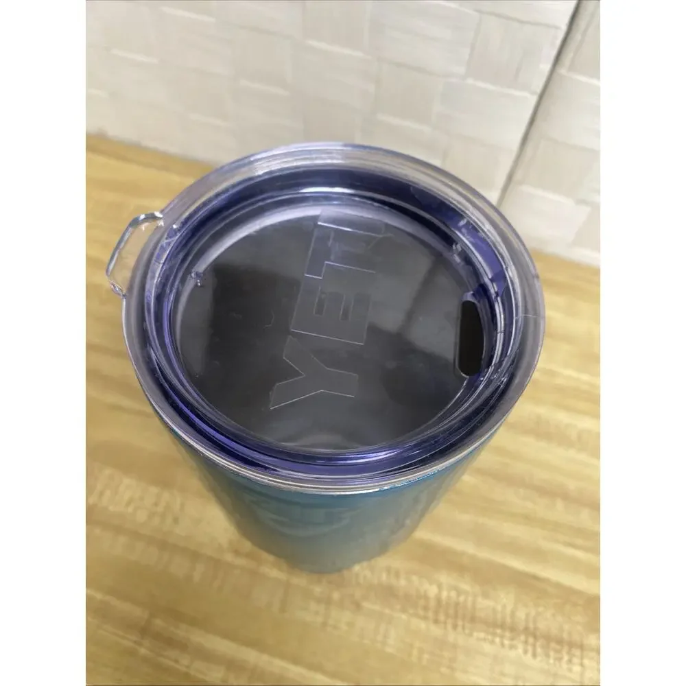 YETI Rambler 30 oz Tumbler Turquoise Essential Employee Circa 2020